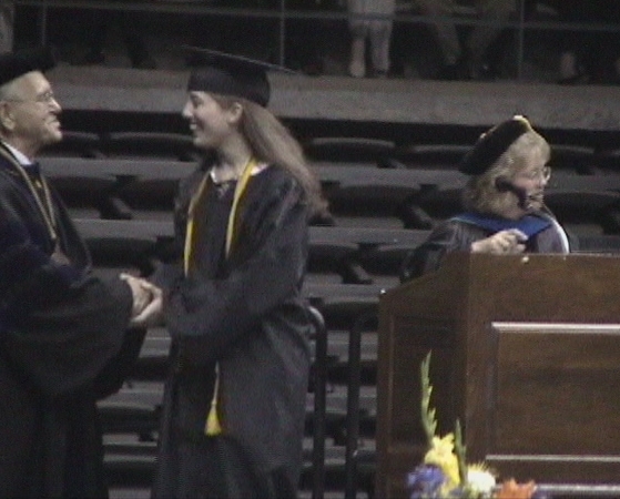 Wendy Grad1.JPG (177505 bytes)